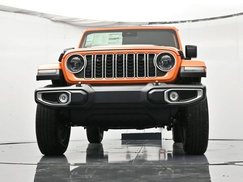 New 2025 Jeep Wrangler Unlimited Sahara image 39