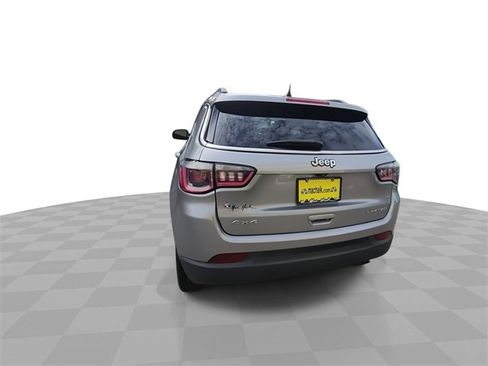 Used 2020 Jeep Compass Limited image 7