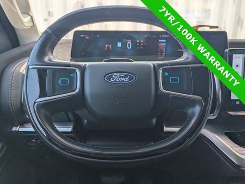 Certified 2025 Ford Expedition Platinum AWD/4WD image 32