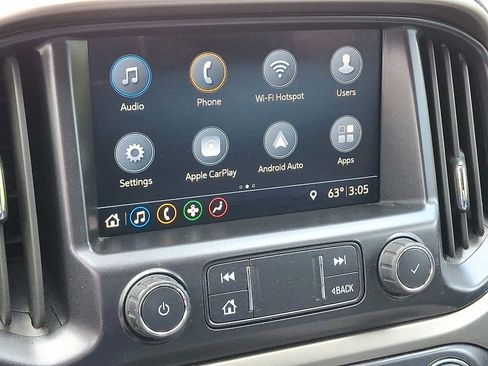 Used 2022 Chevrolet Colorado Z71 AWD/4WD image 16