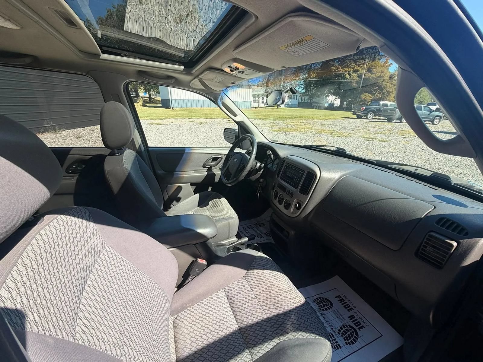 Used 2004 Ford Escape XLT AWD/4WD image 10