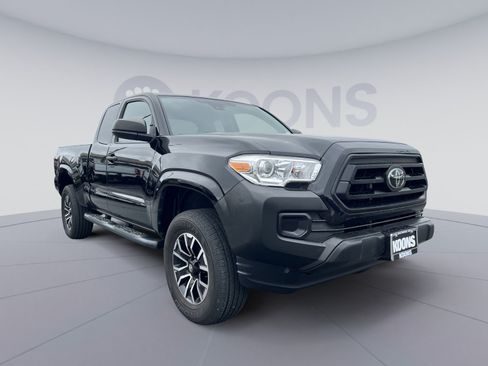 Used 2022 Toyota Tacoma SR AWD/4WD image 10