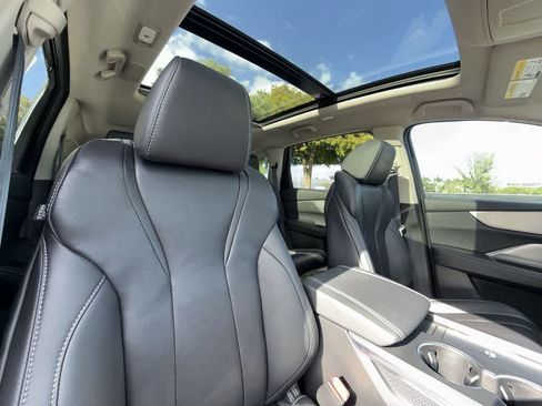 Certified 2025 Acura MDX FWD w/ Technology Package image 27