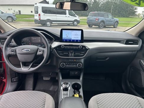 Used 2020 Ford Escape SE image 13