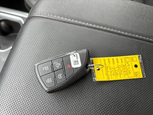 Certified 2024 GMC Sierra 1500 SLT w/ SLT Convenience Package image 22