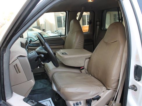 Used 2000 Ford F250 XLT image 23