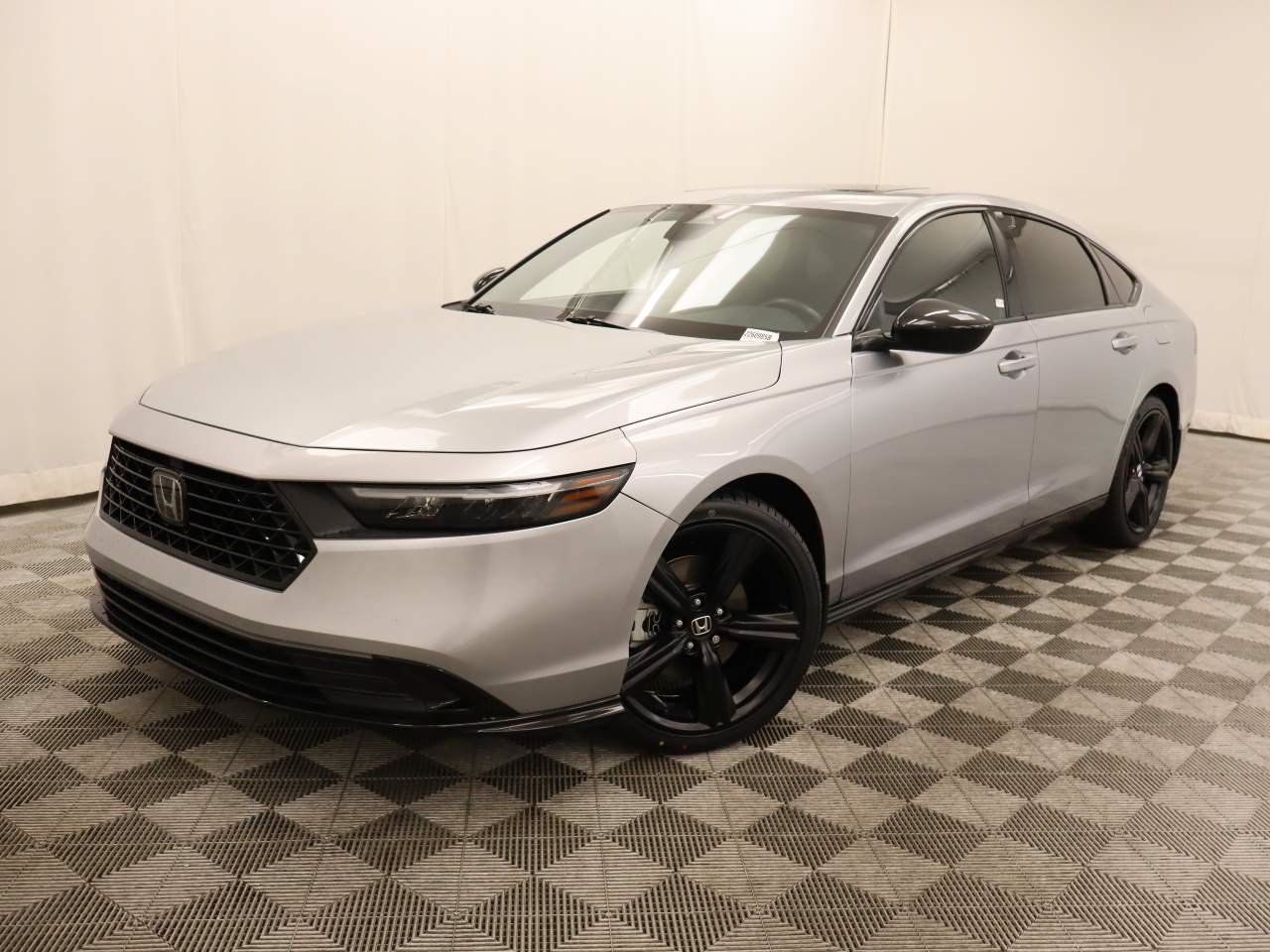 Used 2024 Honda Accord Sport image 1