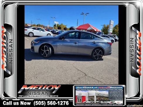 Used 2023 Nissan Altima 2.5 SR image 2