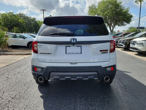Used 2022 Honda Passport TrailSport image 6