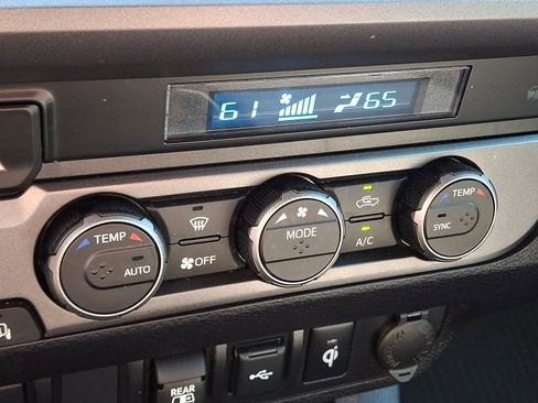 Certified 2023 Toyota Tacoma TRD Sport AWD/4WD image 17