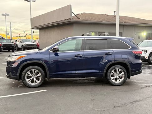 Used 2015 Toyota Highlander XLE AWD/4WD image 7