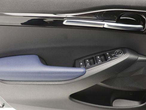 Used 2024 Kia Seltos S image 14