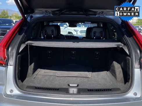 Used 2024 Cadillac XT4 Premium Luxury image 16