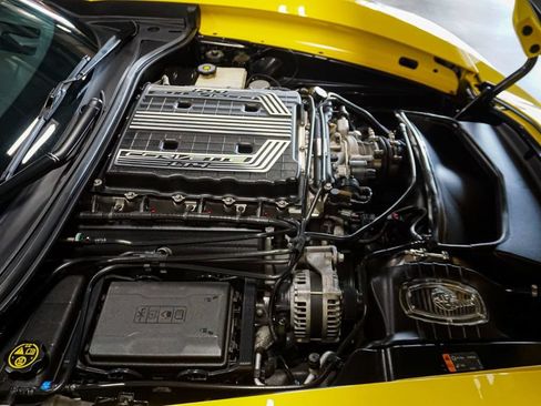Used 2017 Chevrolet Corvette Z06 RWD image 12