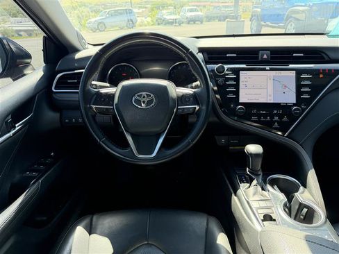 Used 2018 Toyota Camry XSE w/ Driver Assist Package FWD image 9