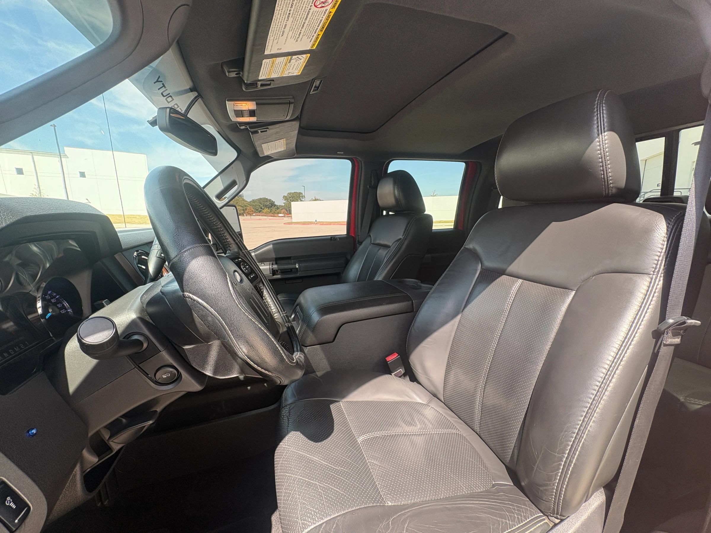 Used 2011 Ford F250 Lariat w/ Lariat Interior Pkg RWD image 27