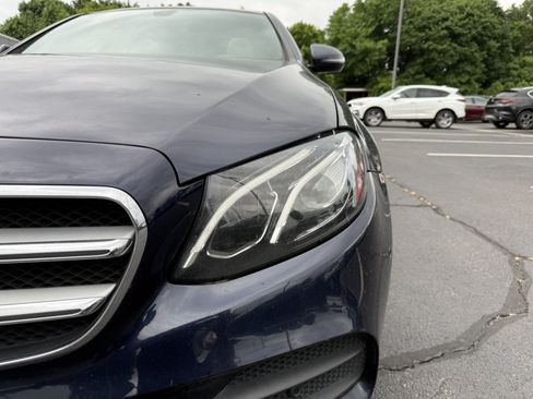 Used 2017 Mercedes-Benz E 300 4MATIC image 28