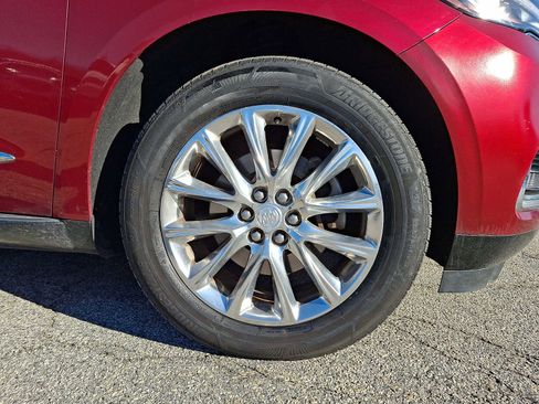 Used 2018 Buick Enclave Essence w/ LPO, Hit The Road Package image 8