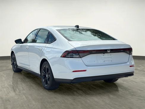 New 2025 Honda Accord SE image 7