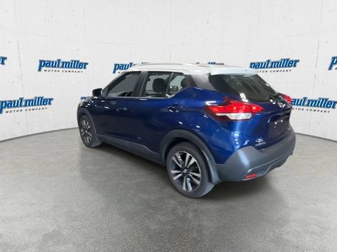 Used 2019 Nissan Kicks SV FWD image 8