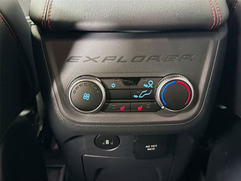 Used 2025 Ford Explorer ST AWD/4WD image 27