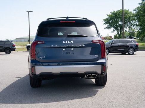 Used 2025 Kia Telluride S AWD/4WD image 5