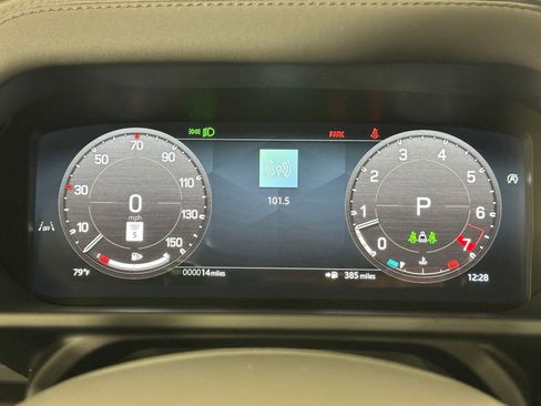 Used 2026 Land Rover Defender 110 S image 18