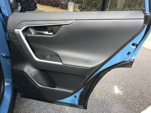 Used 2025 Toyota RAV4 XSE image 14