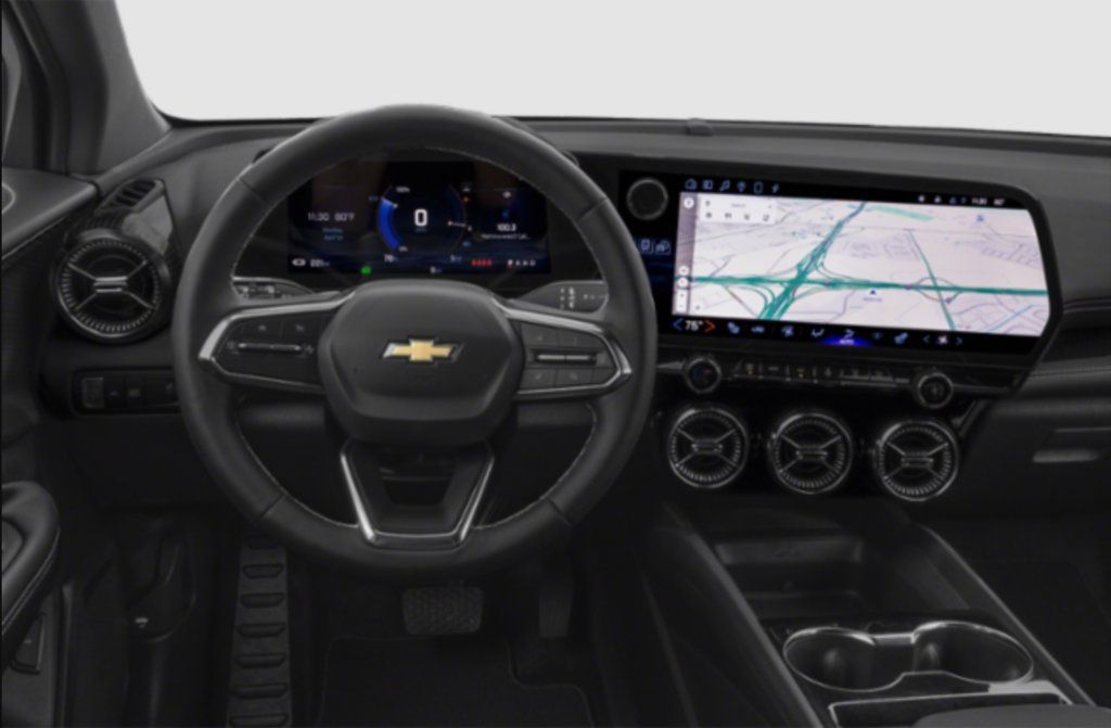 Used 2024 Chevrolet Blazer EV LT AWD/4WD image 4