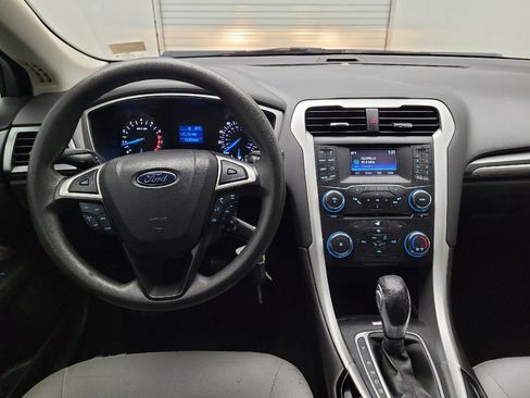 Used 2014 Ford Fusion S image 22