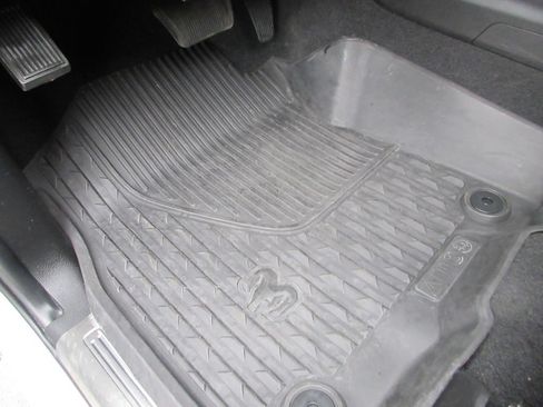 Used 2023 RAM 2500 Limited AWD/4WD image 33