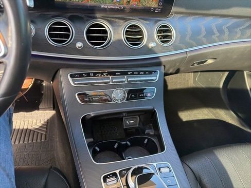 Used 2019 Mercedes-Benz E 300 w/ Premium 1 Package image 15