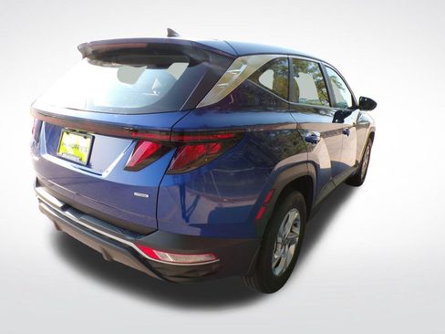 Used 2023 Hyundai Tucson SE AWD/4WD image 6