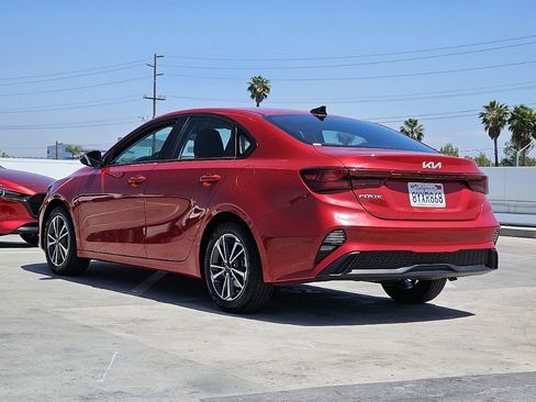 Used 2022 Kia Forte LXS w/ LXS Technology Package FWD image 15