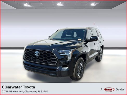 Certified 2023 Toyota Sequoia Platinum AWD/4WD image 1
