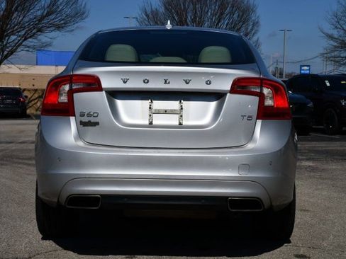 Used 2015 Volvo S60 T5 Premier image 6