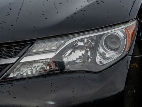 Used 2013 Toyota RAV4 Limited image 7