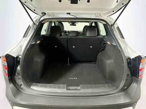 Used 2025 Nissan Kicks S FWD image 27