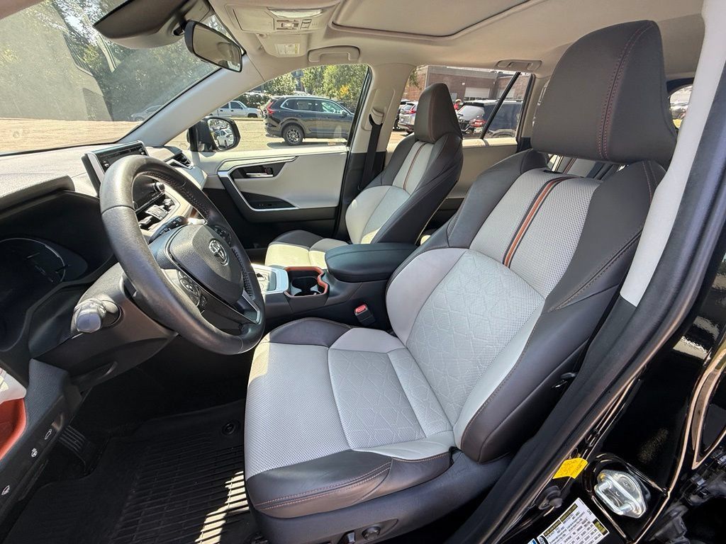 Used 2019 Toyota RAV4 Adventure w/ Cold Weather Package AWD/4WD image 11