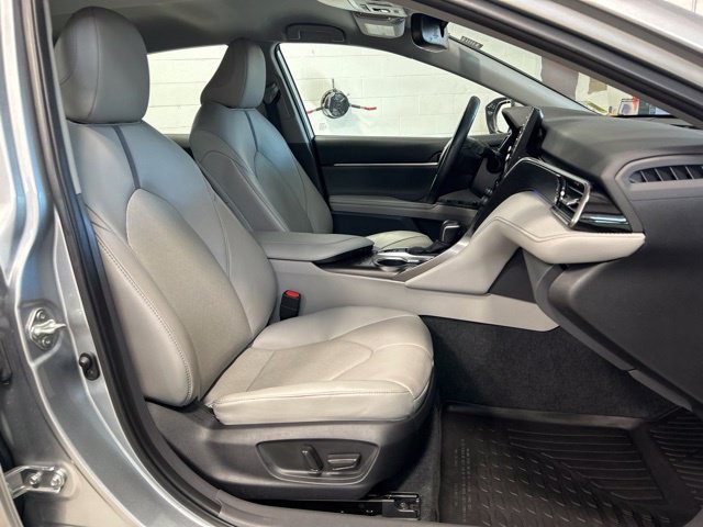 Used 2023 Toyota Camry XLE FWD image 12
