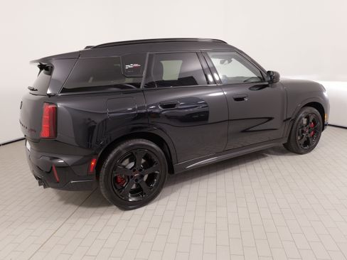 Used 2025 MINI Cooper Countryman John Cooper Works w/ Comfort Package Max AWD/4WD image 9