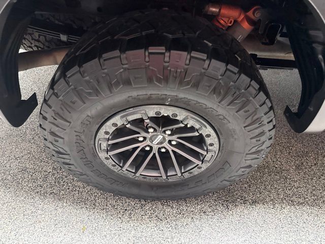 Used 2019 Ford F150 Raptor w/ Equipment Group 801A Mid AWD/4WD image 23