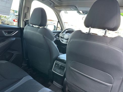 Used 2022 Subaru Forester Premium image 17