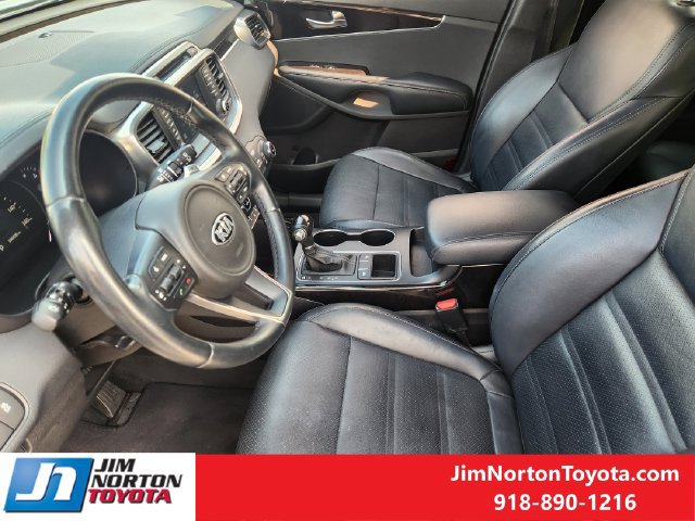 Used 2017 Kia Sorento EX w/ EX Premium Package FWD image 14