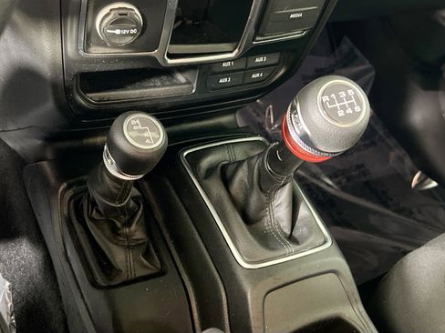 Used 2023 Jeep Wrangler Sport AWD/4WD image 16