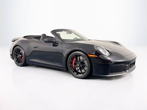 Used 2026 Porsche 911 Carrera GTS RWD image 3