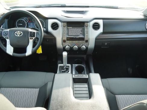 Used 2015 Toyota Tundra SR5 w/ SR5 Upgrade Package RWD image 11