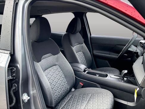 Certified 2026 Nissan Kicks SV FWD image 9