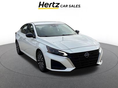 Used 2024 Nissan Altima 2.5 SV