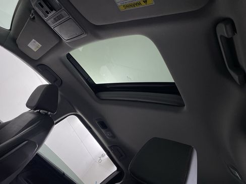 Used 2023 Honda Odyssey EX-L image 18
